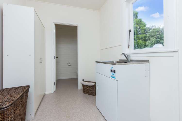 3212 Great North Road New Lynn_14