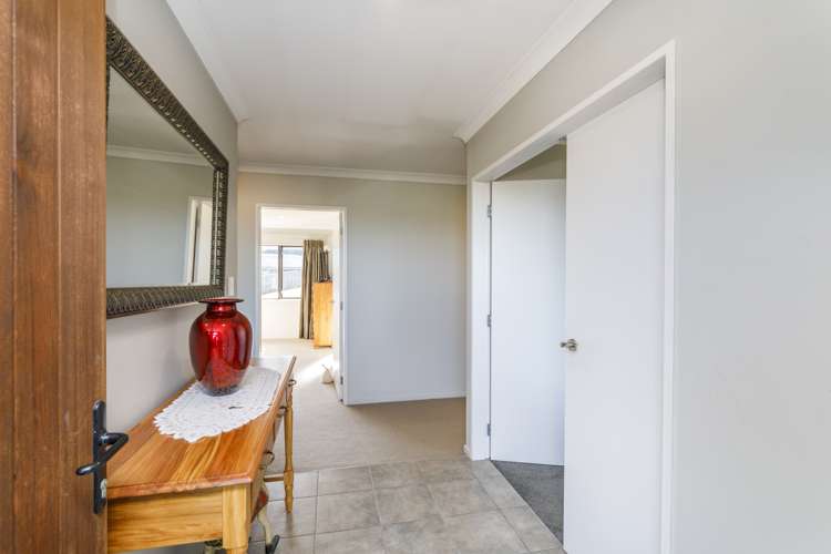9 Logan Grove Feilding_5