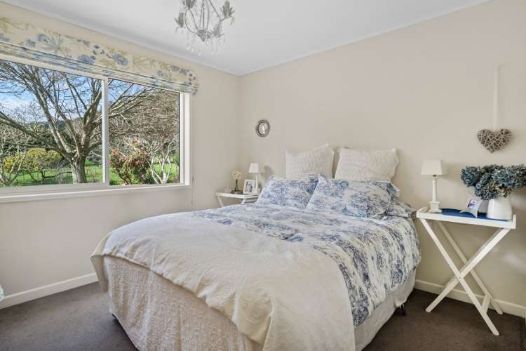 70 Colletts Road Mangaroa_14