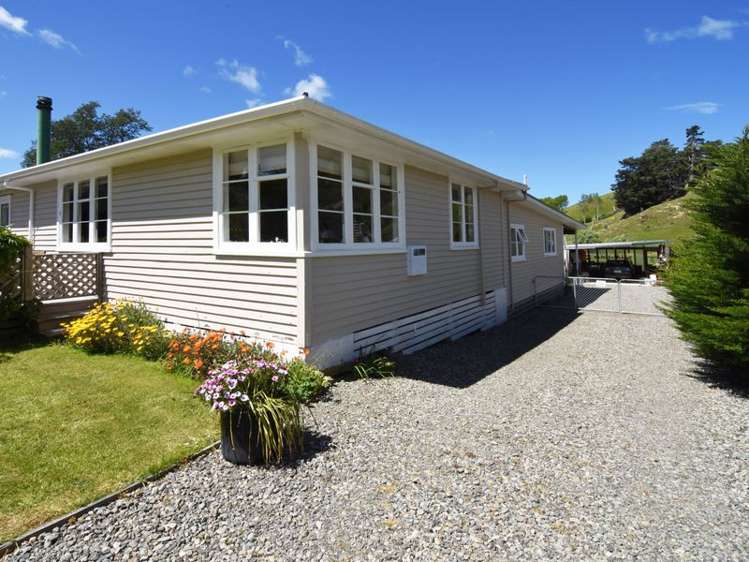 23 Blackhill Road Tinui_2