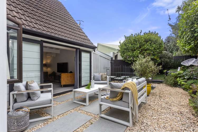 3/26 Queens Parade Devonport_4