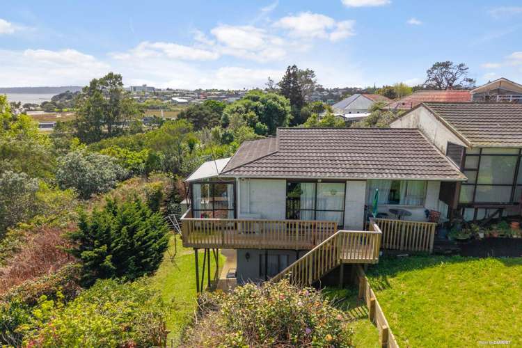 4/14 Howlett Street Waterview_13