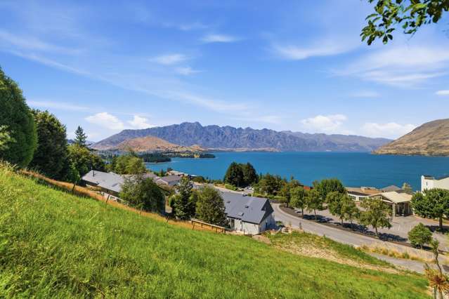 Elevated, lake views with Consent for 3 Dwellings