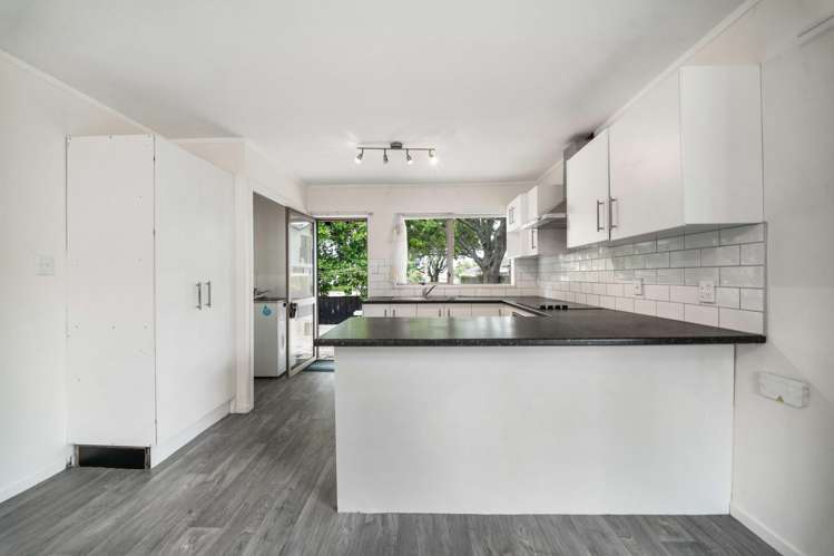 515B Weymouth Road_5