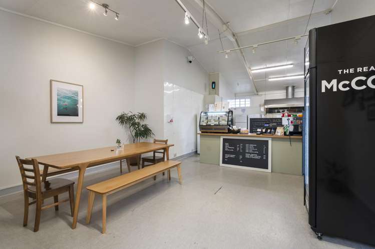 889 Main Street Roslyn_12