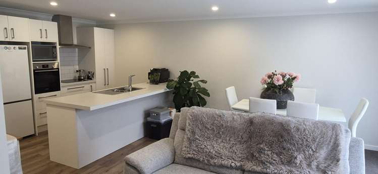 9 Pukatea Lane Kinloch_2