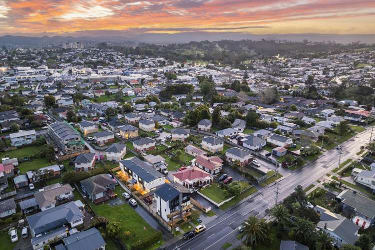 8/40 Saint Leonards Road Kelston_25