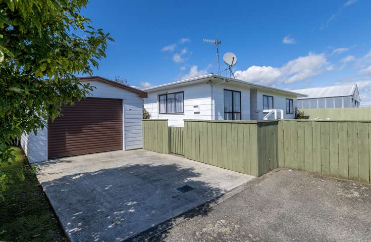 15b Douglas Street Levin_15