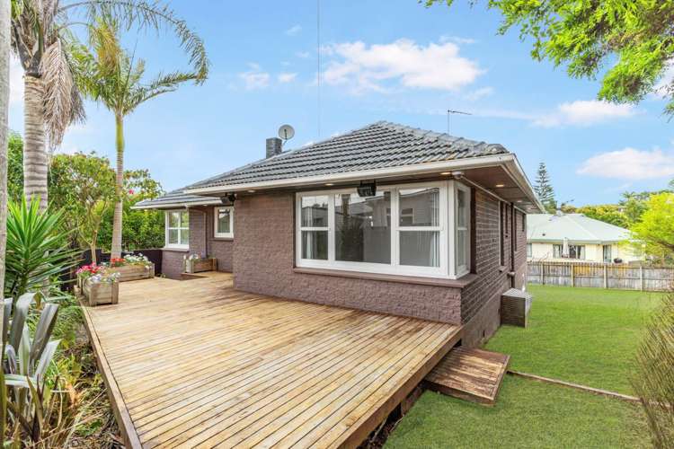 31 Lyndhurst Road Te Atatu South_15
