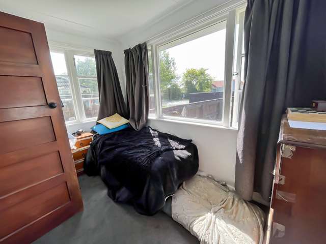 660 Featherston Street Roslyn_4