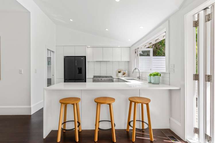 109 West End Road Westmere_9