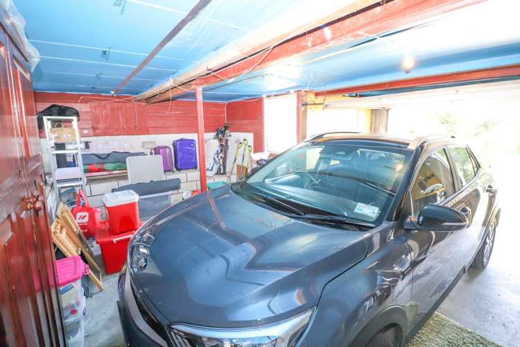 818 Mount Pleasant Road Thames_17