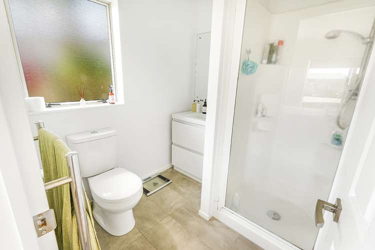 36 Pointon Glade Grandview Heights_15