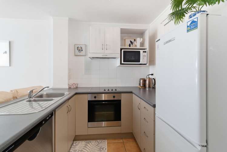 204/23 Maunganui Road Mount Maunganui_15