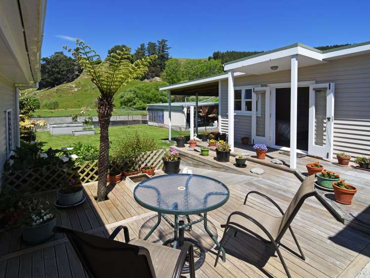 23 Blackhill Road Tinui_0