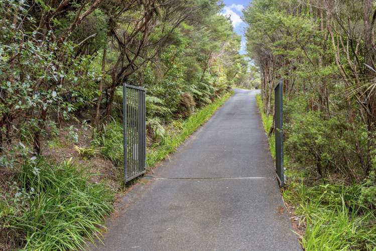 6 Herrings Cove Place Titirangi_18