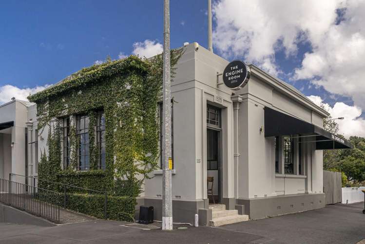 14 Beach Road Northcote Point_24