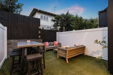 16/5A Tecoma Street_2