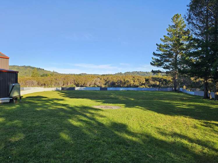 736 State Highway 7 Dobson_22