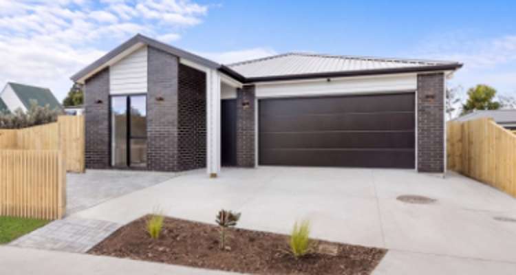 4 Furlough Road_0