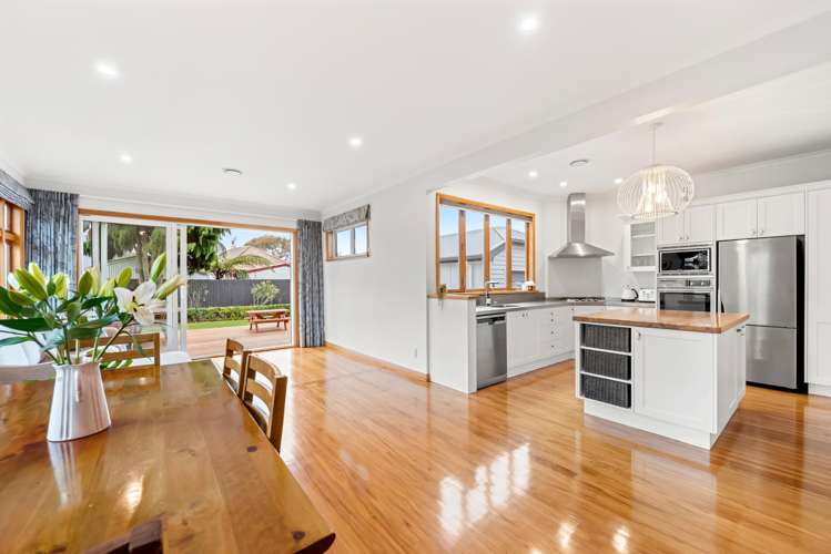 11 Thornycroft Avenue Epuni_6