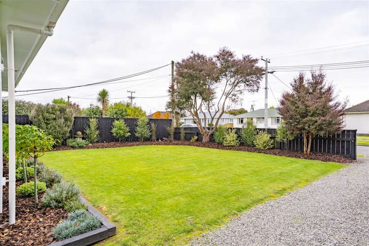 10 Surrey Street Solway_18