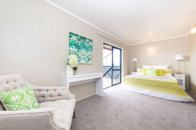 220 Solar Road Glen Eden_11