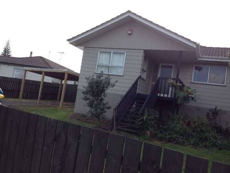 217 Mahia Road Wattle Downs_0