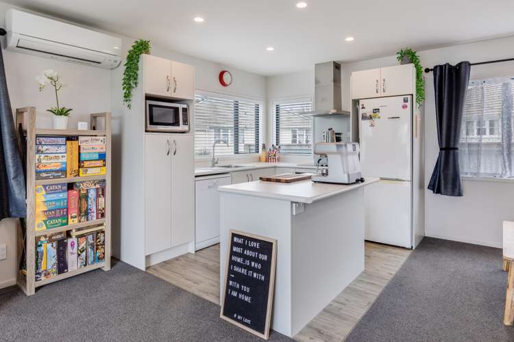 2A Seville Crescent_0