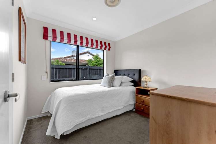 10 Kadina Place Botany Downs_11