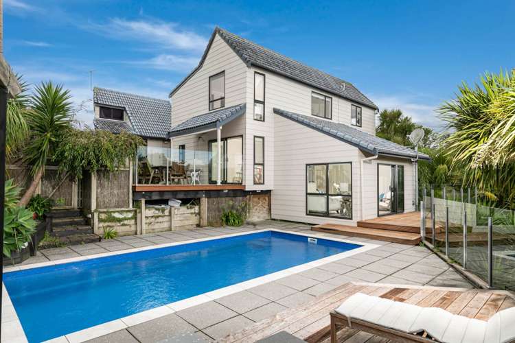 33 Waipuia Place Greenhithe_13