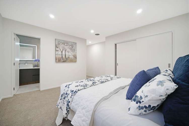 5 Uru Drive Flat Bush_28