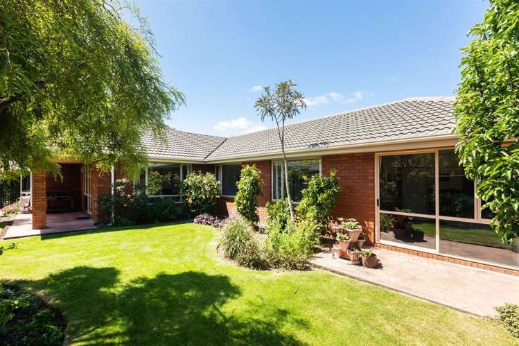 25 Chesterfield Mews Russley_0