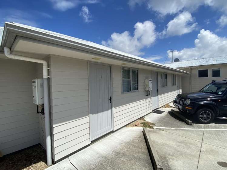 4/12 Crescent Court Melville_7