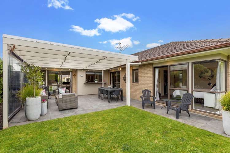 15 Bellshill Close Wattle Downs_10