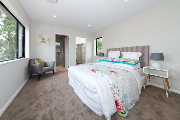 8 Dalwhinnie Parade Highland Park_11