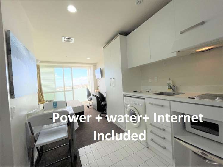 1718/10 Waterloo Quadrant Auckland Central_0