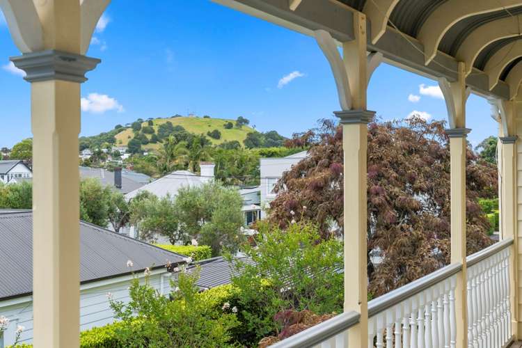 42 Cheltenham Road Devonport_14