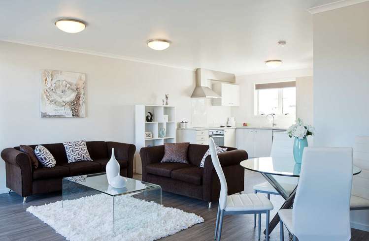 15 Chiefs Court Hamilton East_1