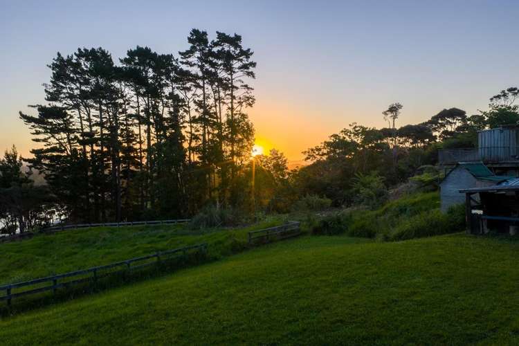 23 James Paige Lane Riverhead_14