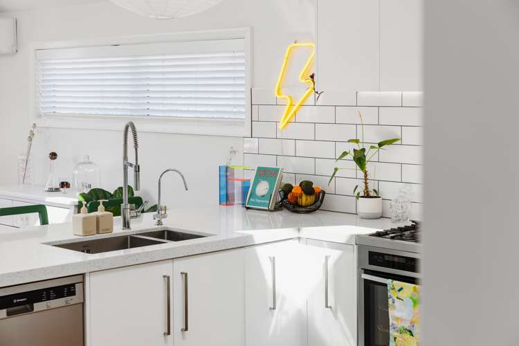 6 Wainoni Avenue Point Chevalier_15