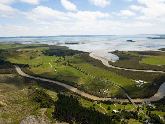 3716 KAIPARA COAST HIGHWAY Kaipara Flats_1