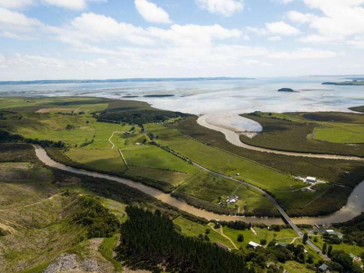 3716 KAIPARA COAST HIGHWAY Kaipara Flats_1