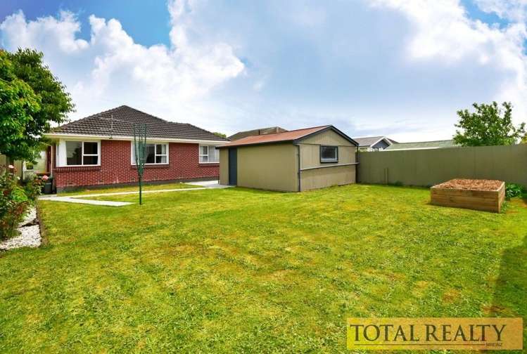 72 Blankney Street Hornby_16