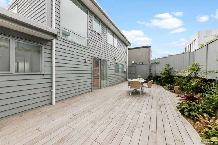 67b The Parade Bucklands Beach_21