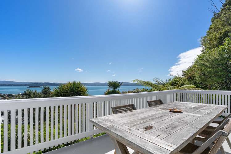 3 Mackenzie Road Eastbourne_12