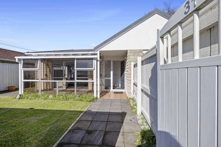 31 Barrett Street Westown_16