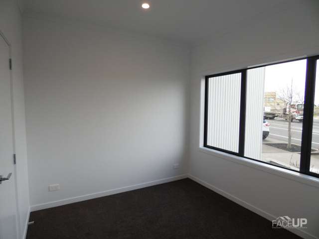 5 Hudson Bay Road Hobsonville_4