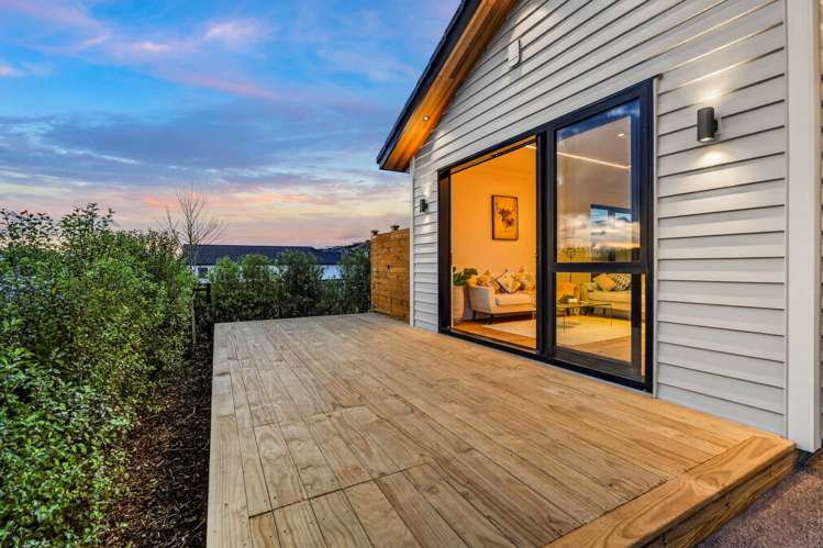 69 & 71 Rongoa Maori Way Pukekohe_34