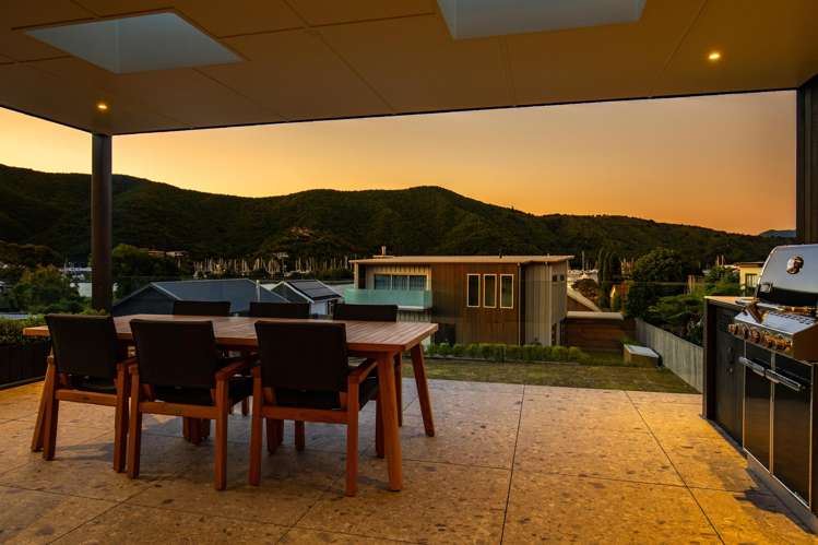 2 Whaitere Place Picton_8